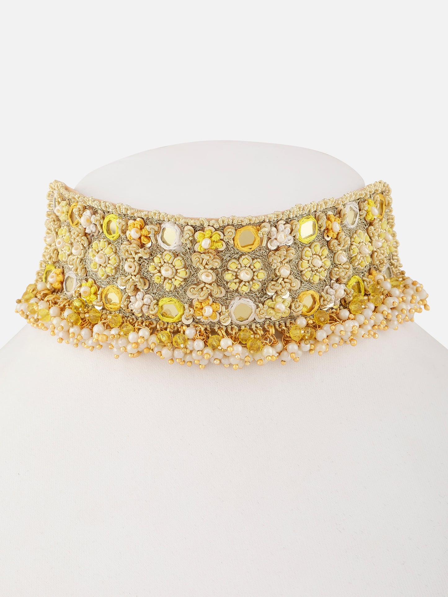 Kesar Choker