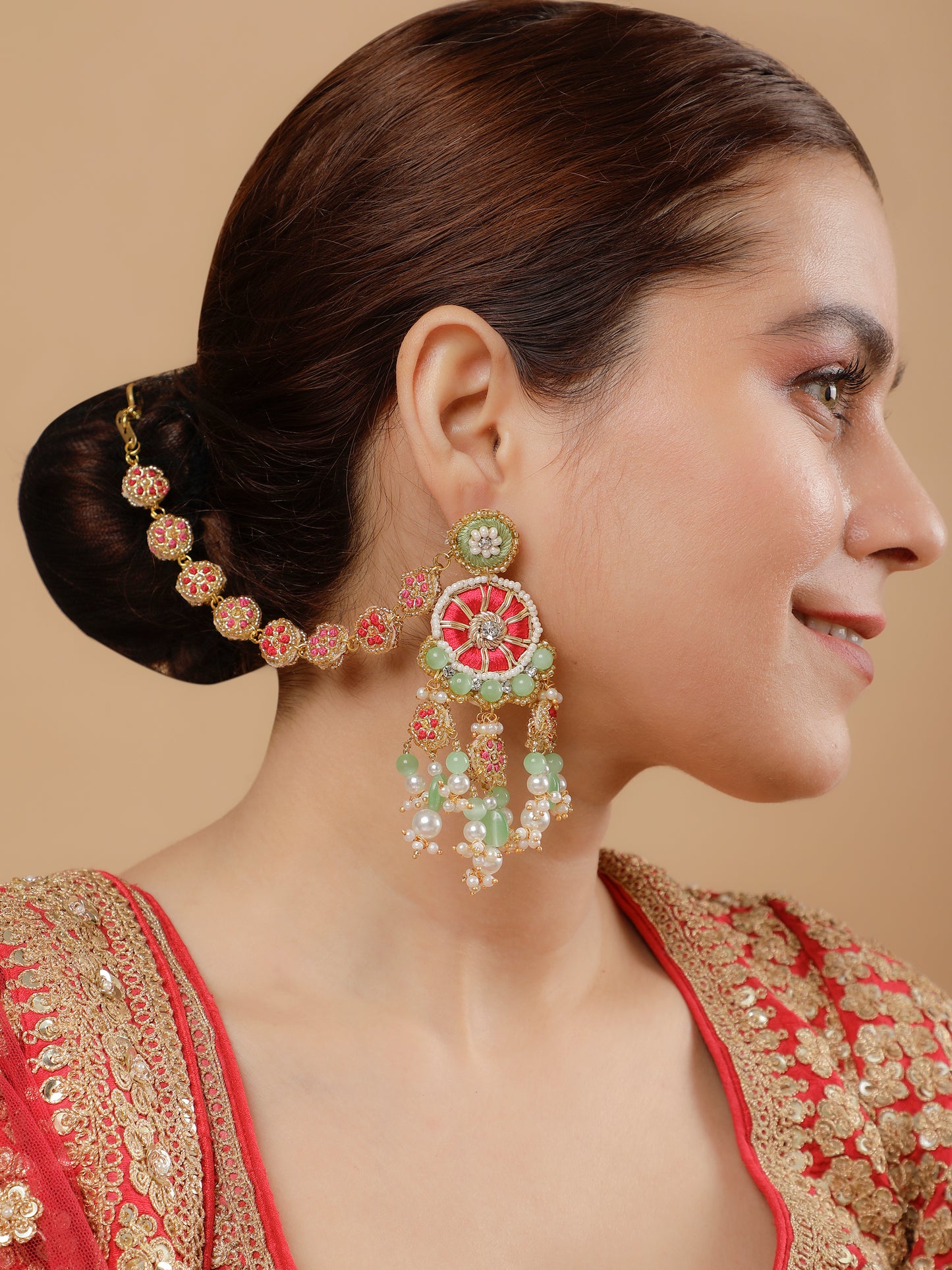 Saanjh Earrings With Single Layer Earchain