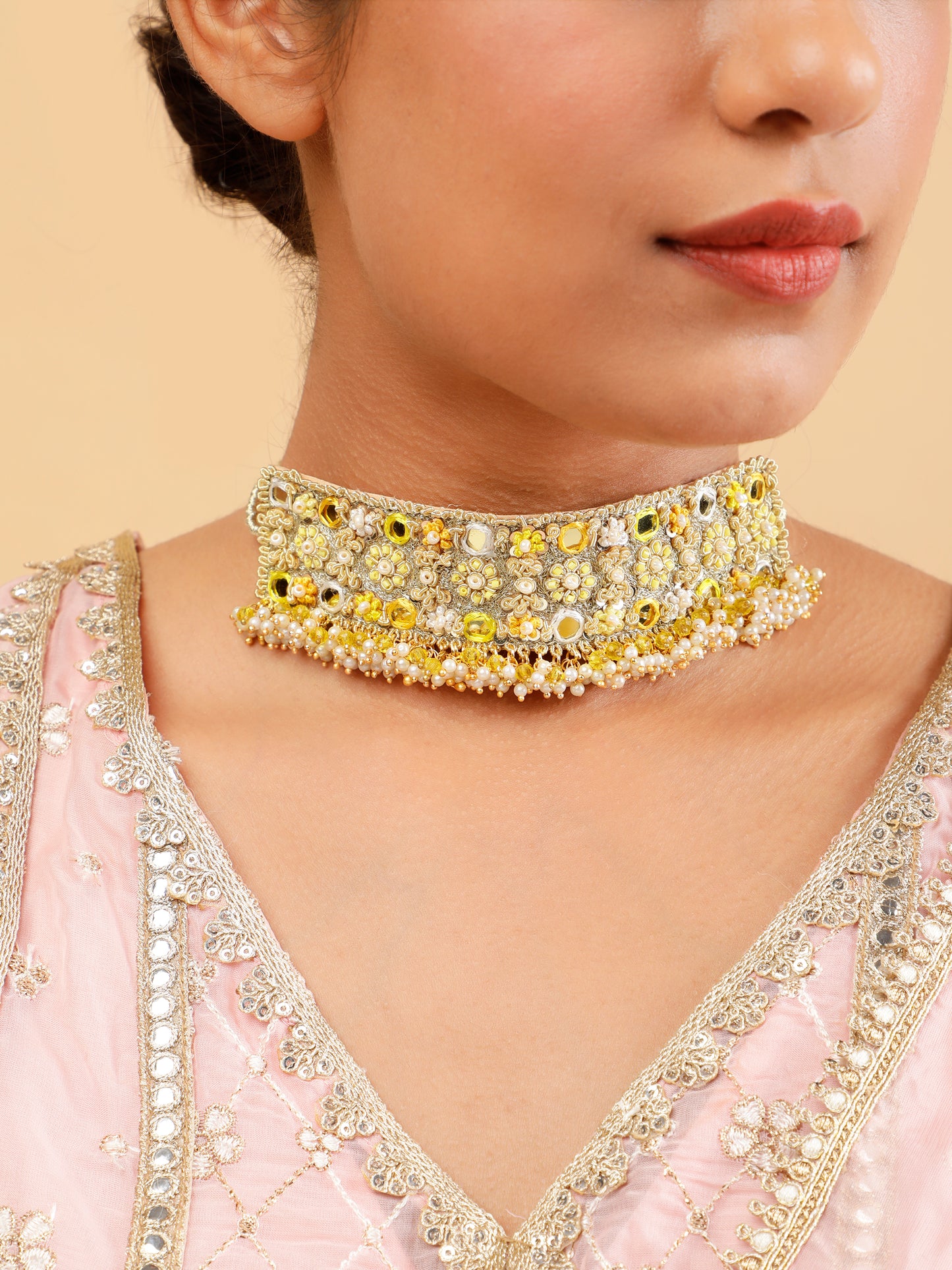 Kesar Choker