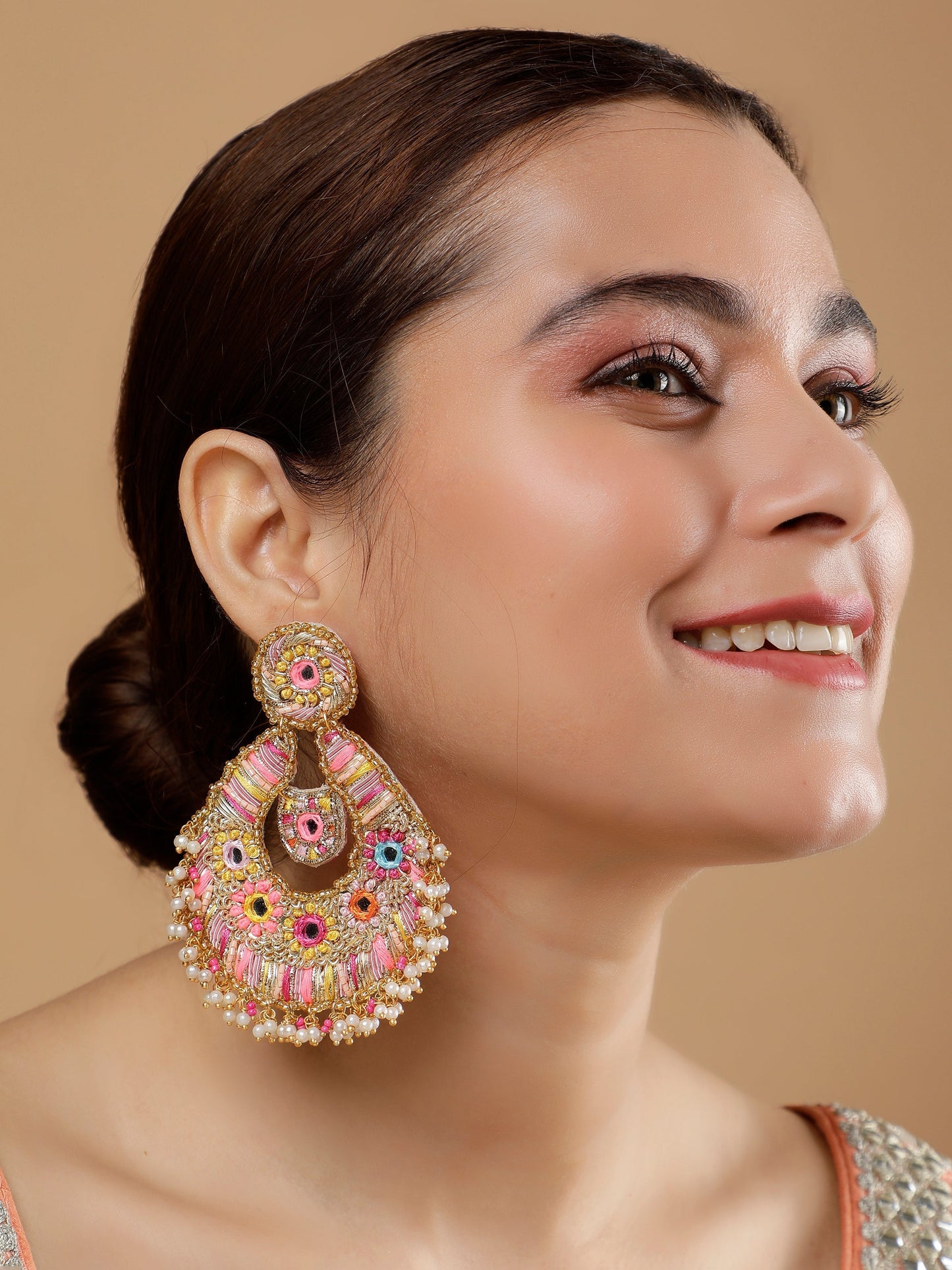 Beaming Bud Orange (Earrings & Mathapatti)