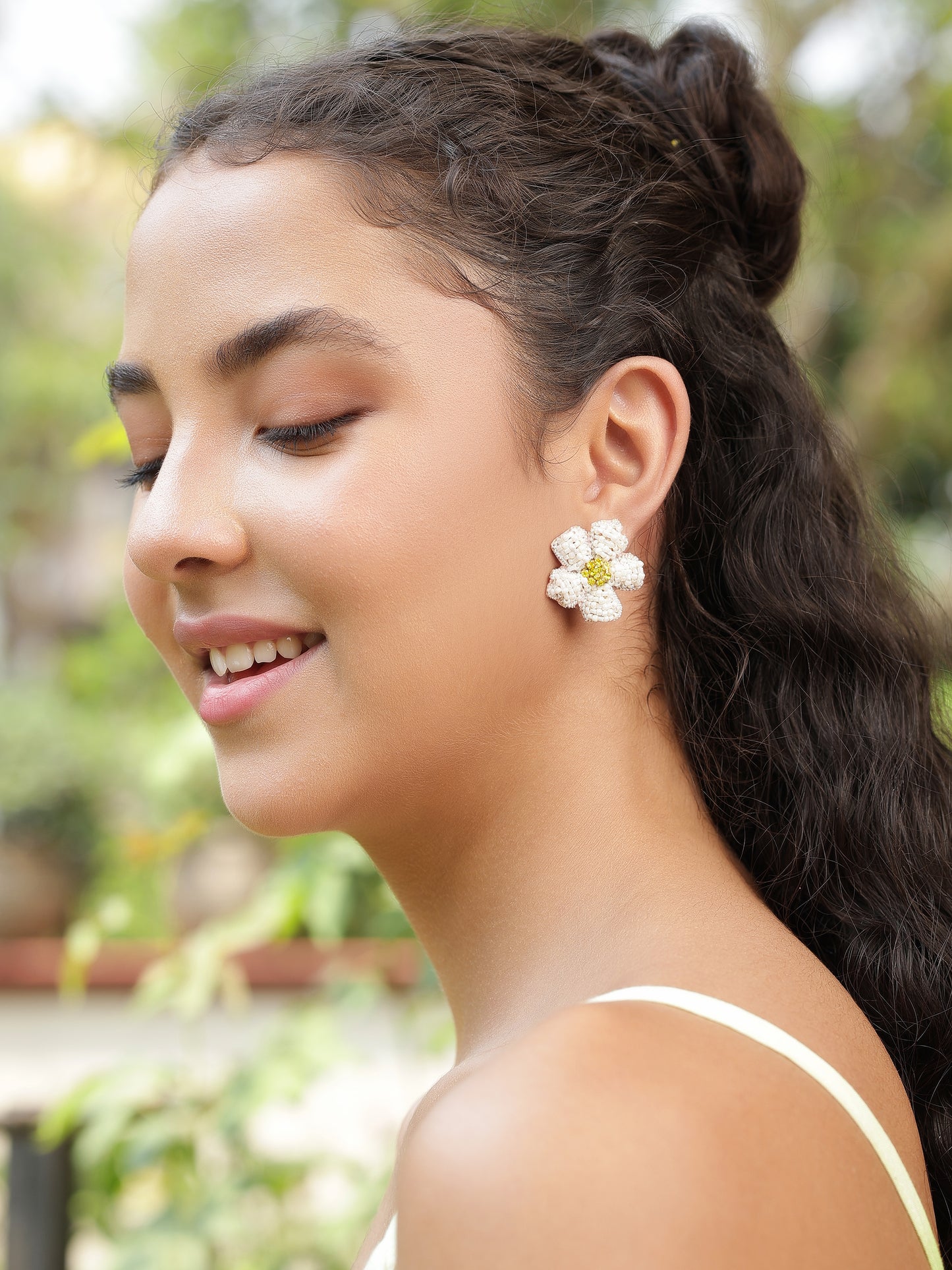 Bloom Earrings - White