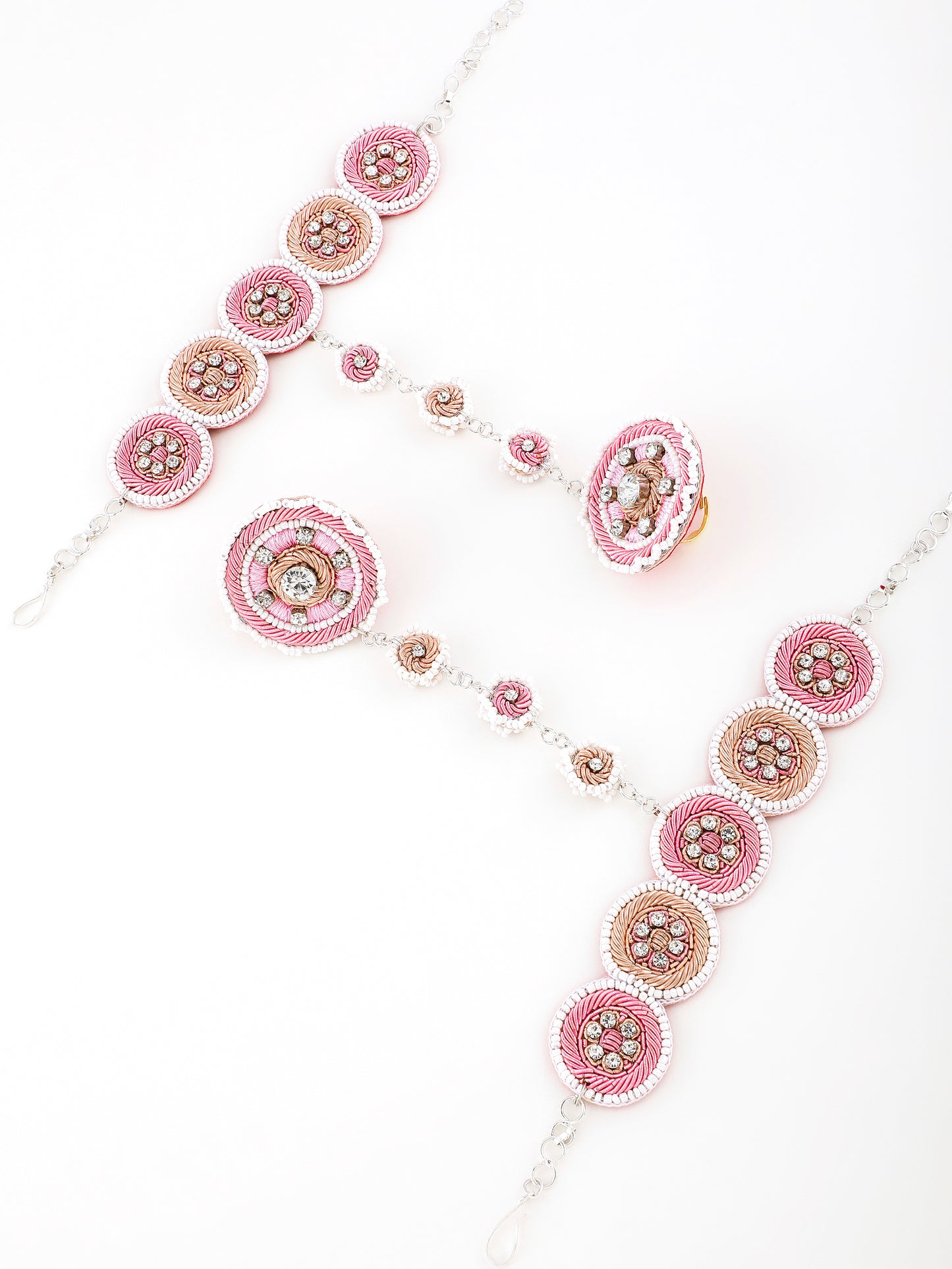 Eka (Earrings, Mathapatti, Choker & Pair Of Hathphool Set)