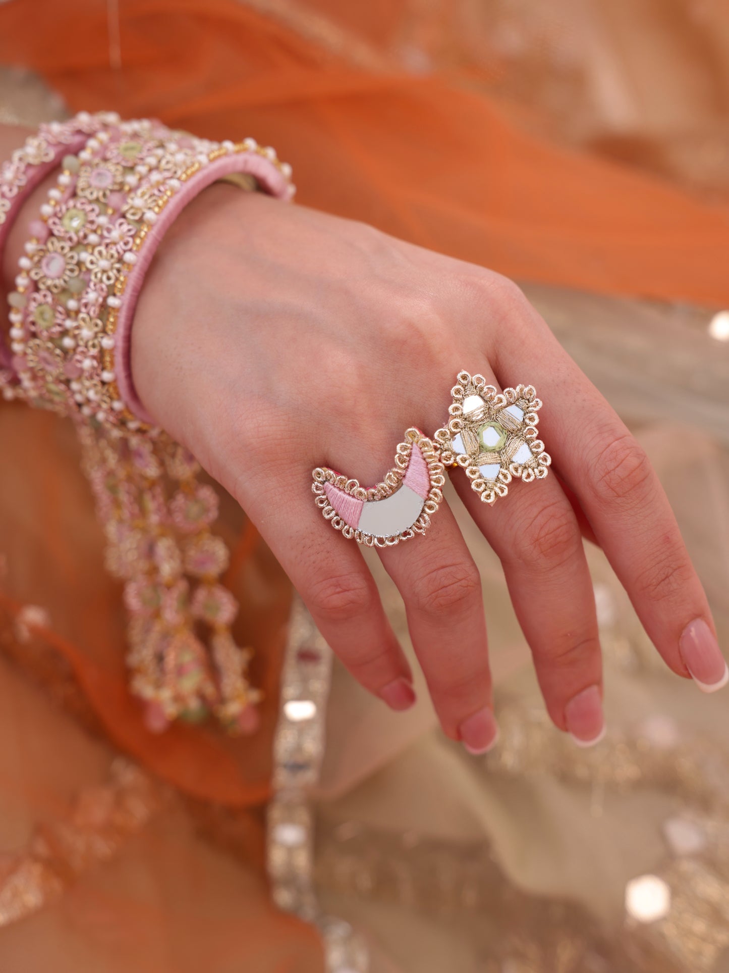 Gul Sitara Ring (Set of 2)