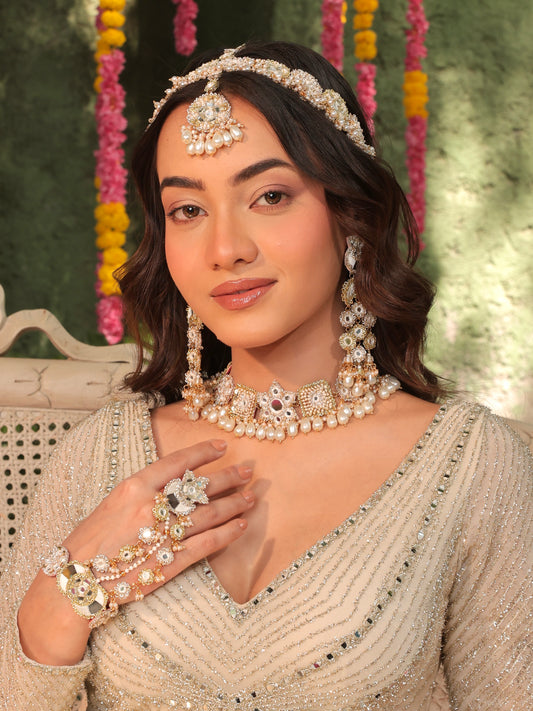 Gul Sitara Gold (Earrings with Earchains, Mathapatti, Choker & Pair of Hathphool Set)