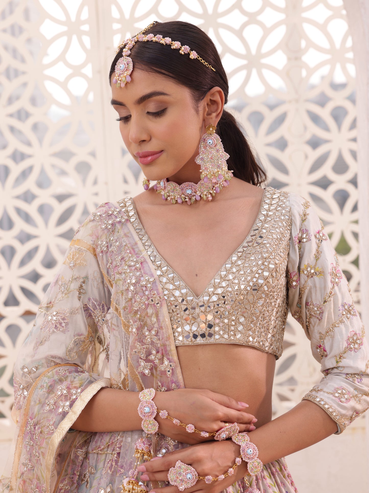 Hamsa (Earrings, Mathapatti, Choker & Pair Of Hathphool Set)