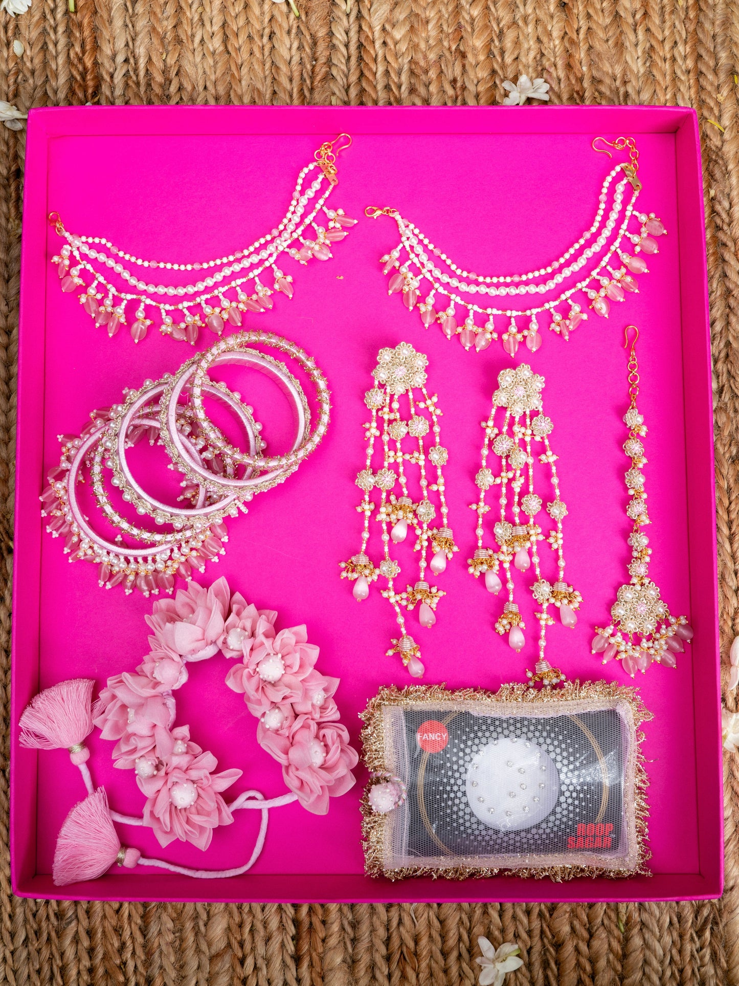 Chand Complete Karwa Chauth Shringaar Hamper