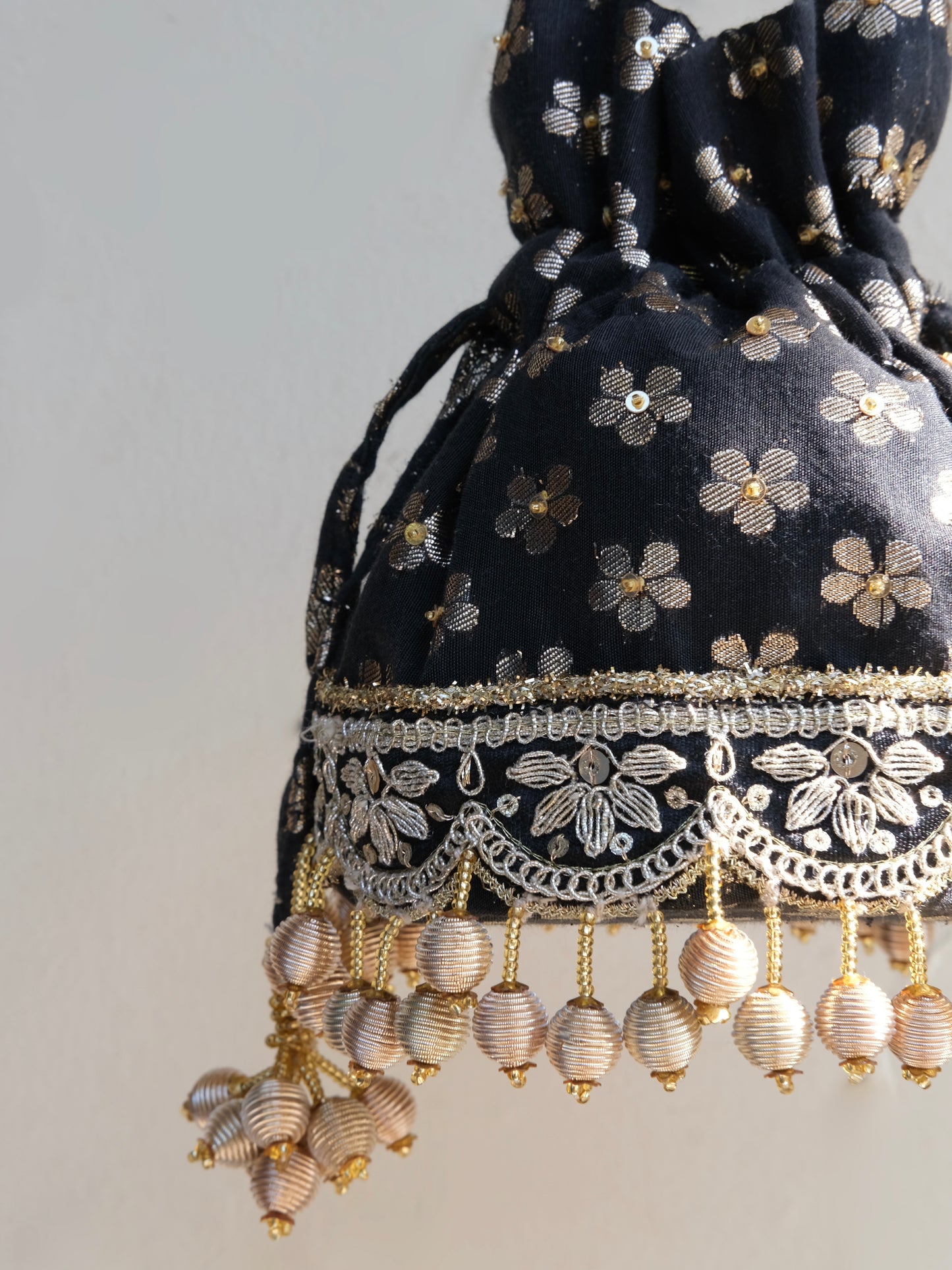 Kala Khatta Potli (Mini)