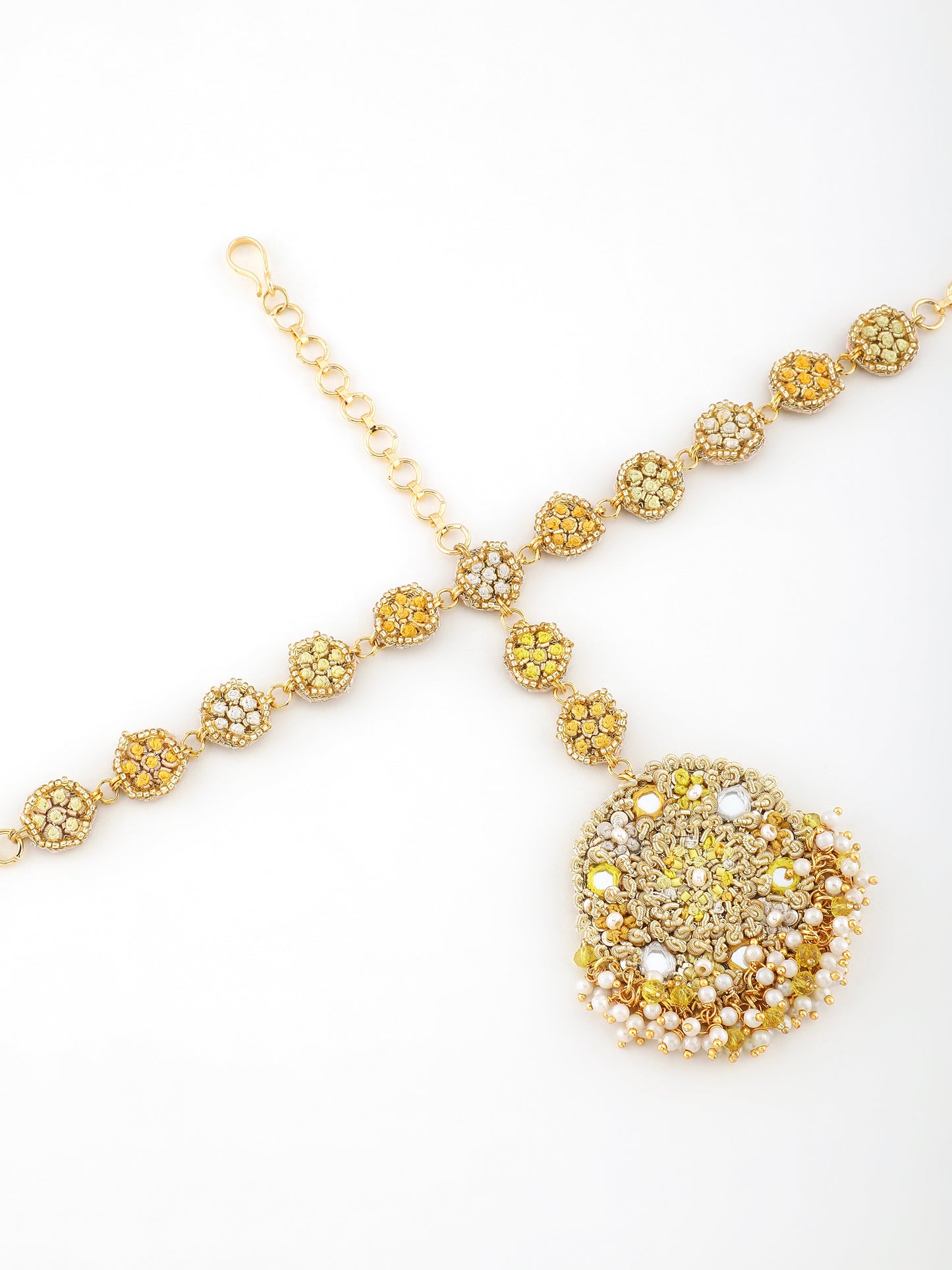 Kesar (Earrings & Mathapatti Set)