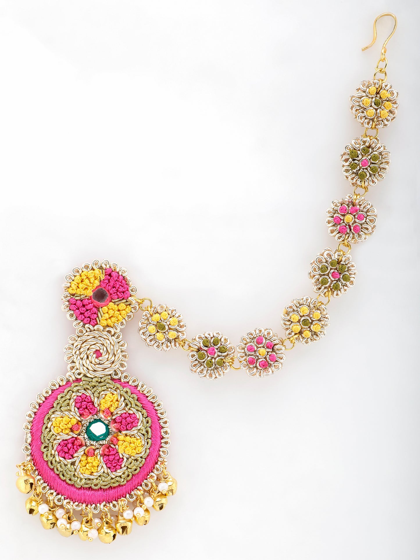 Noor Earrings With Single Layer Earchain