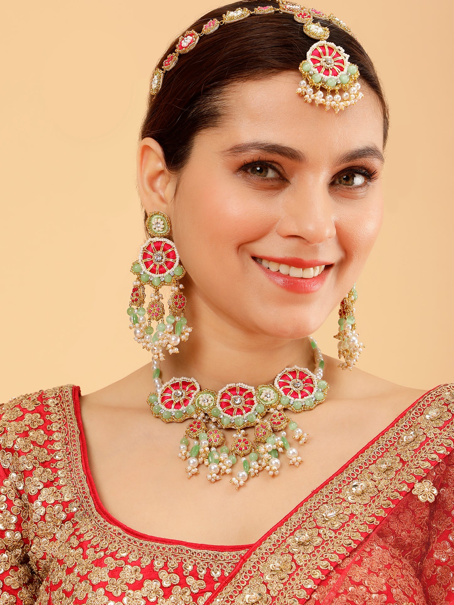 Saanjh (Earrings, Mathapatti & Necklace Set)