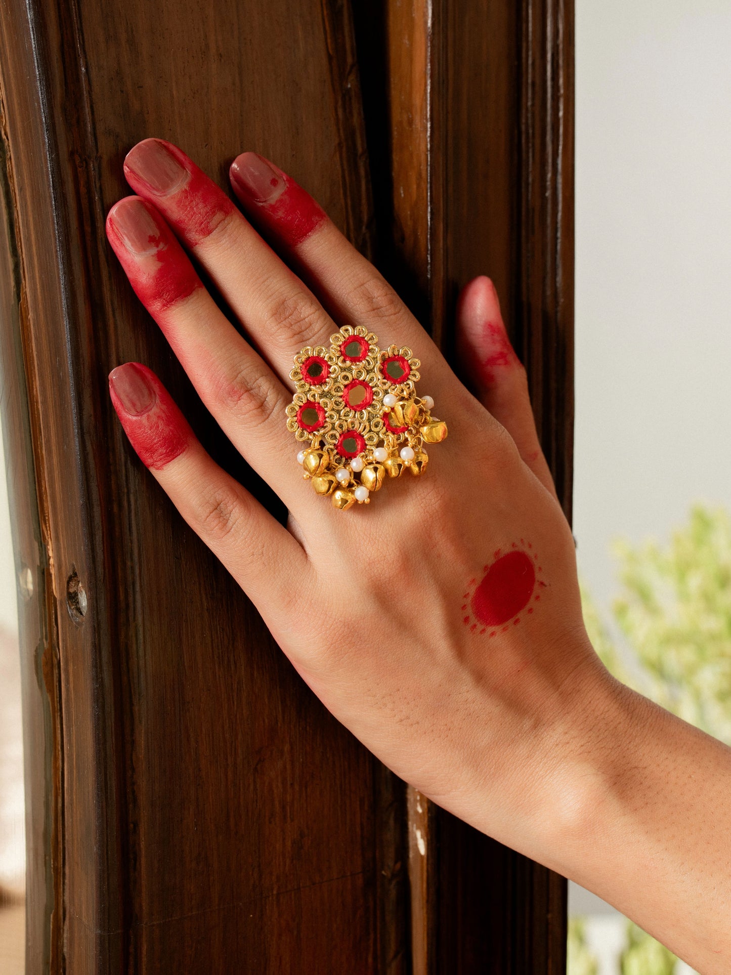 Sindoor Head-To-Toe Karwa Chauth Shringaar Hamper