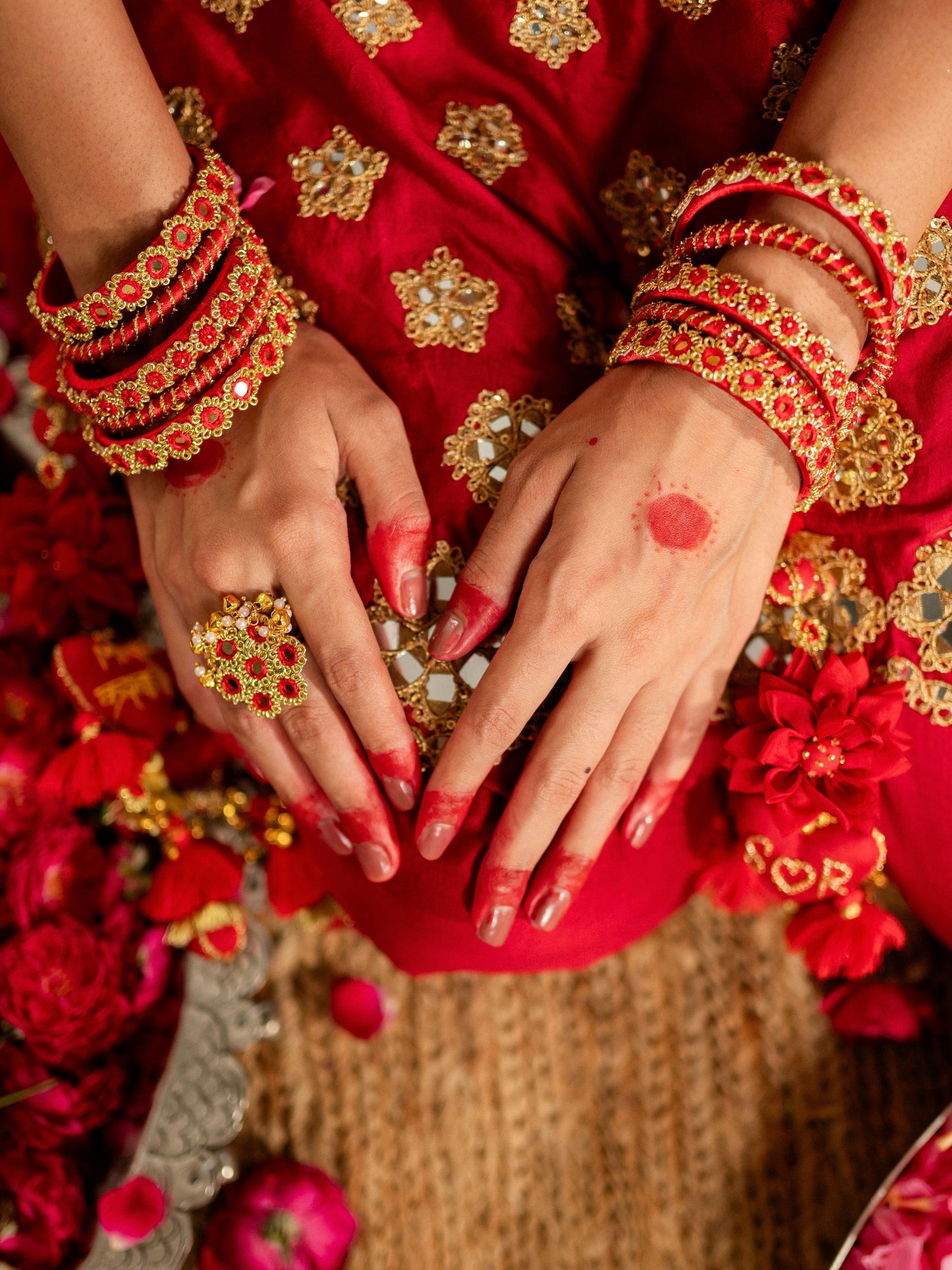 Sindoor Head-To-Toe Karwa Chauth Shringaar Hamper