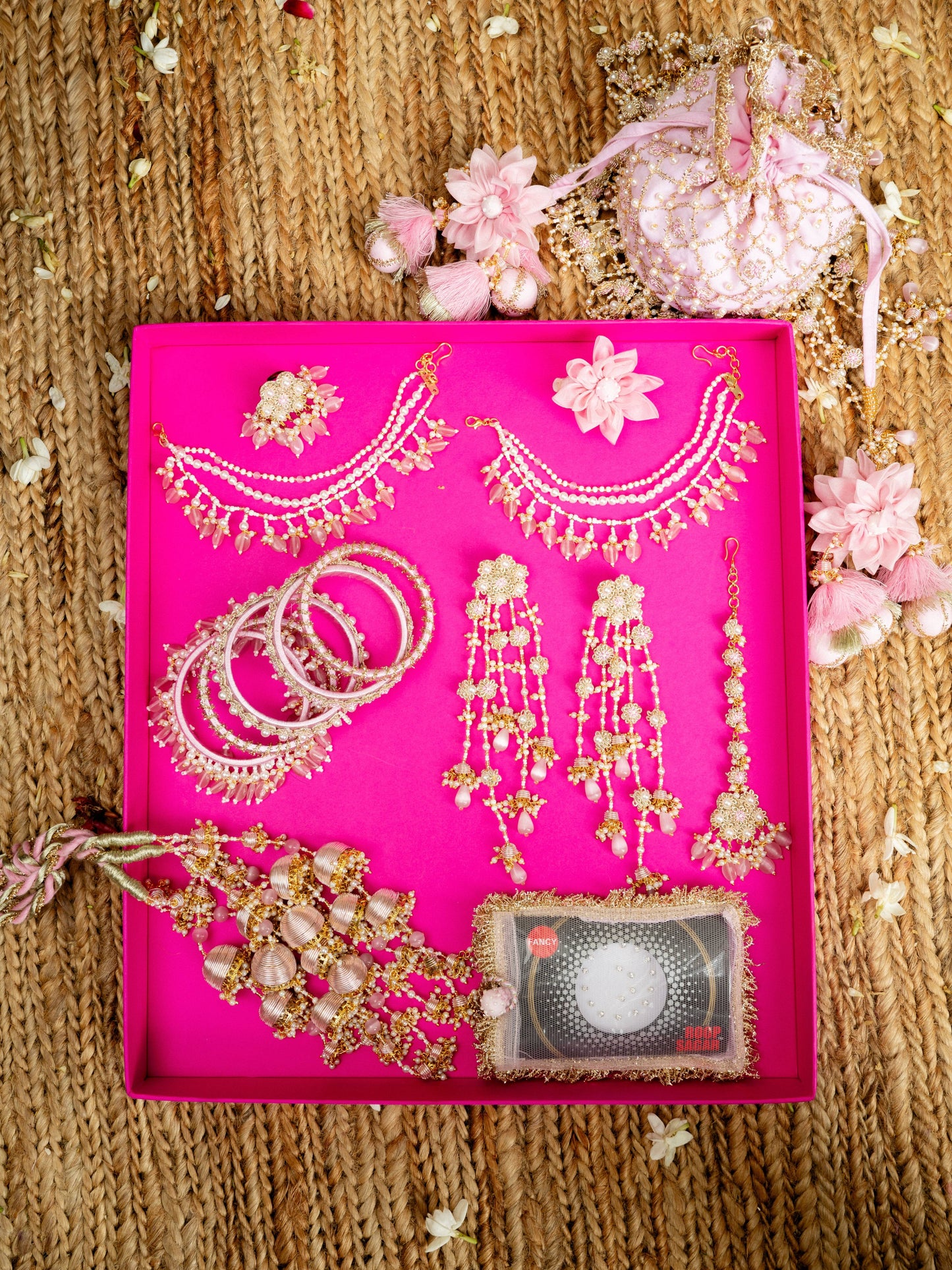 Chand Head-To-Toe Karwa Chauth Shringaar Hamper