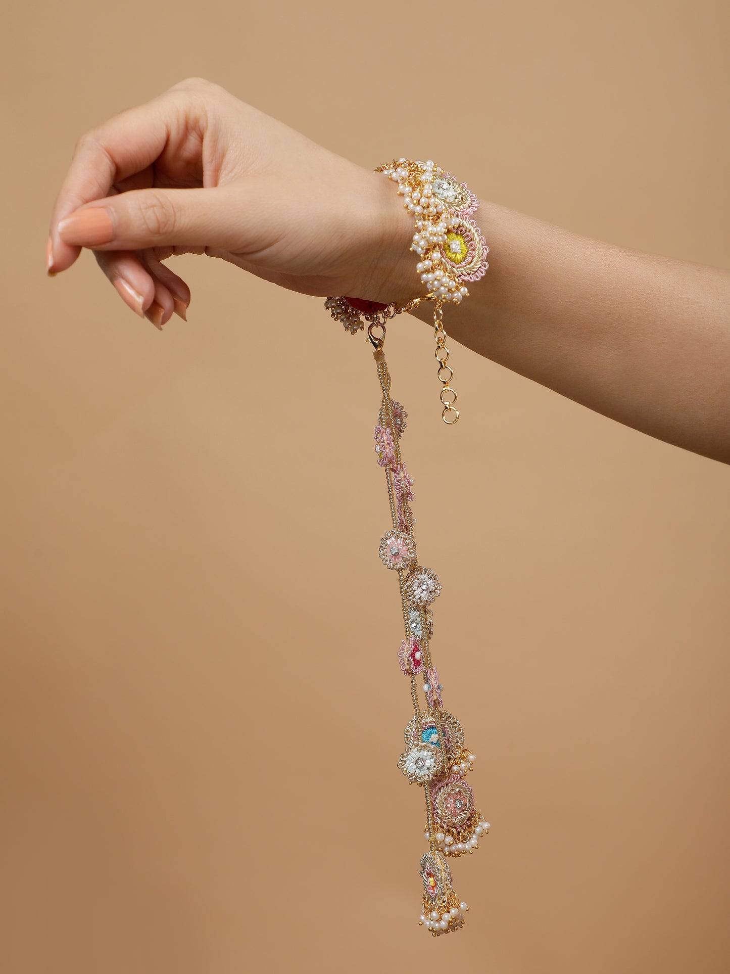 Zunaira Pair Of Embroidered Latkans