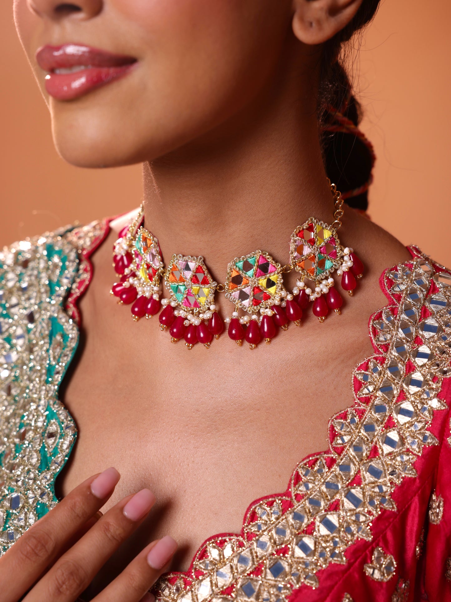 Gulaal Choker
