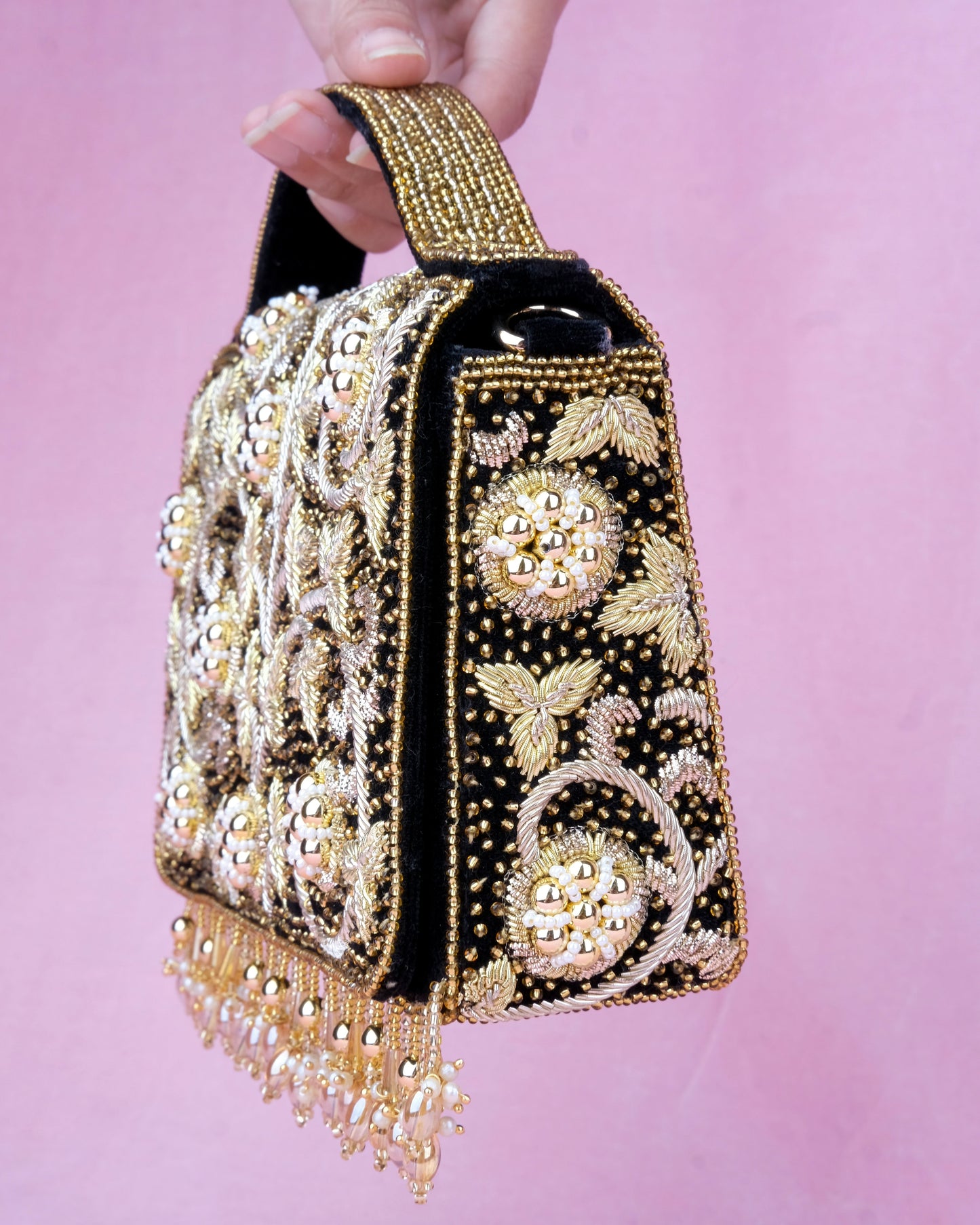 Zhaviah Purse