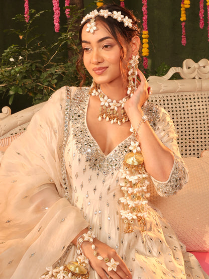 Kaju Katli Cowrie Choker