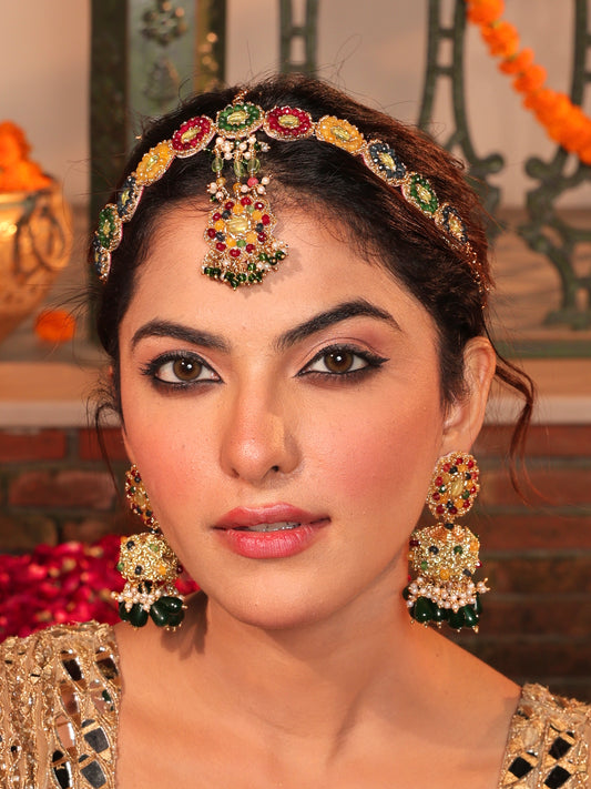 Noorani (Jhumki Earrings & Mathapatti Set)