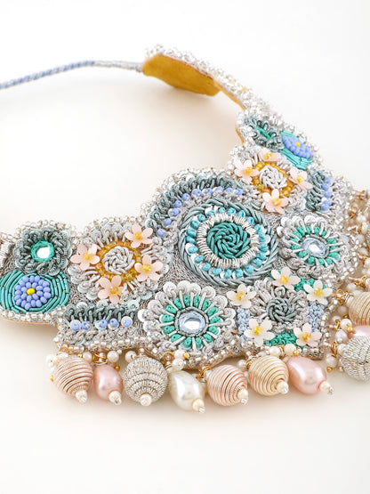 Stardust (Earrings, Mathapatti, Necklace & Pair of Hathphool)