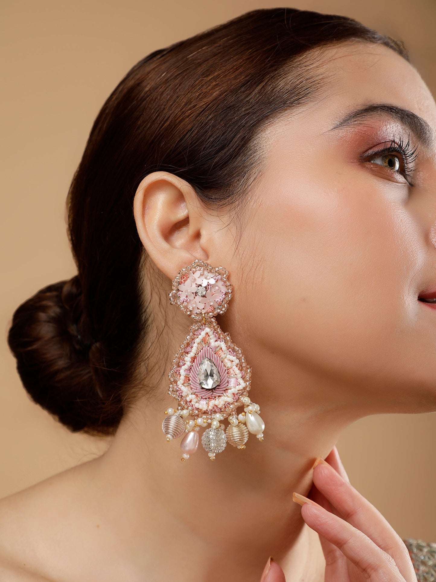 Khoobsurat Pink (Earrings, Mangtikka & Necklace)