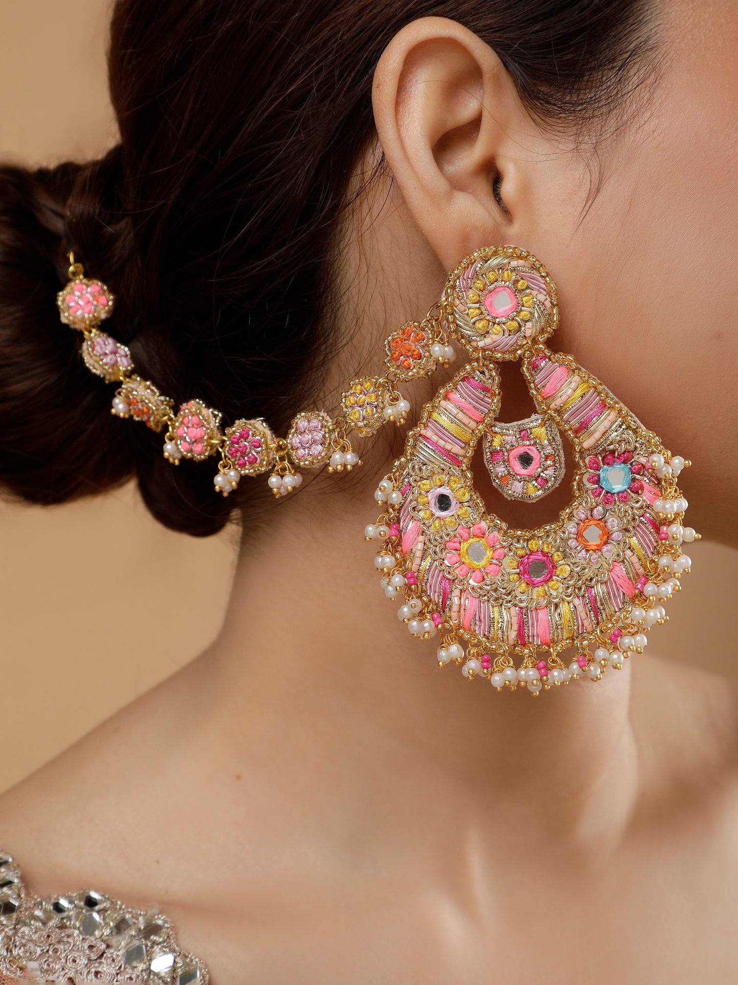 Beaming Bud Orange Earring with Single Layer Earchain
