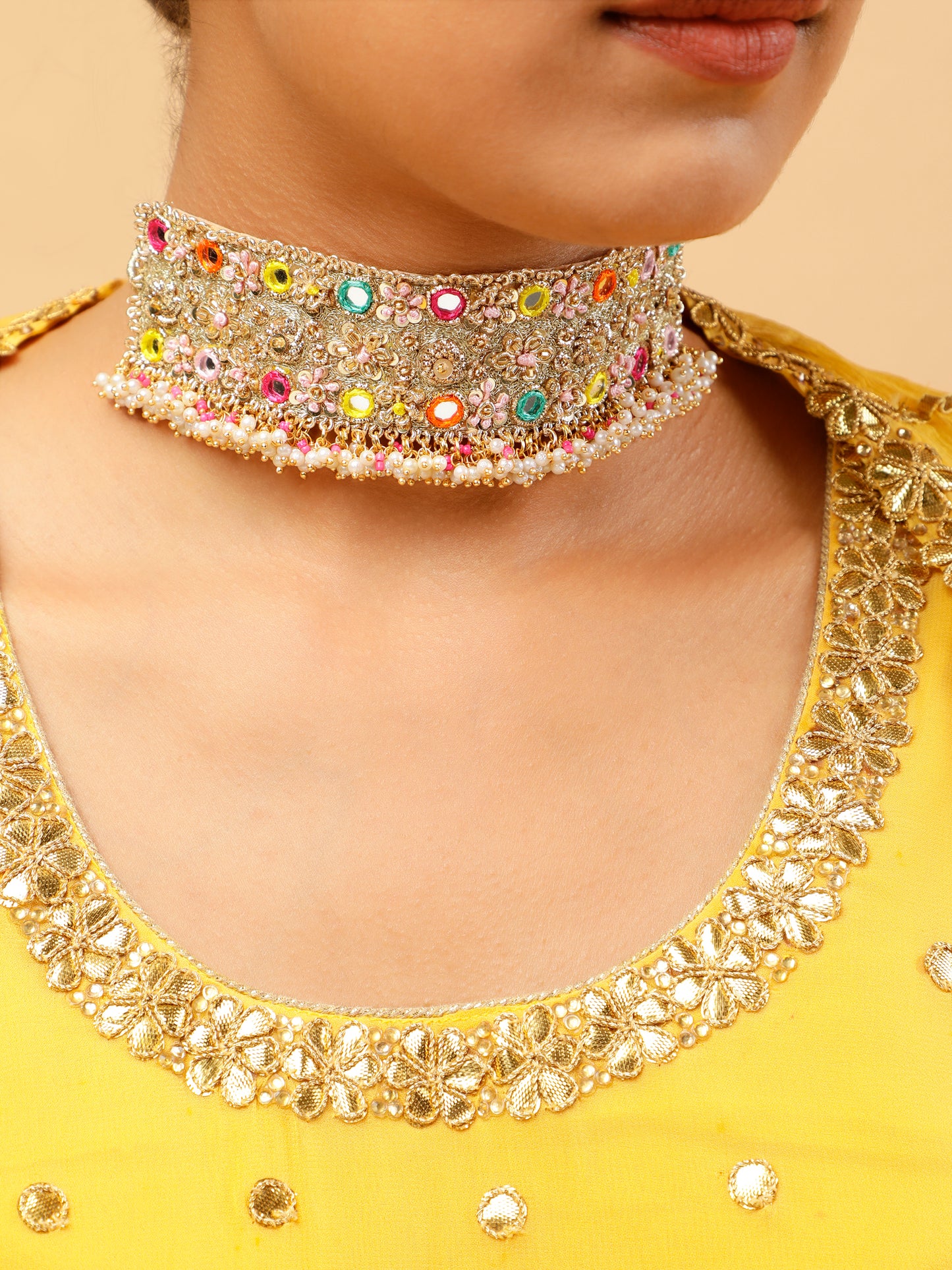 Mini Rang Choker