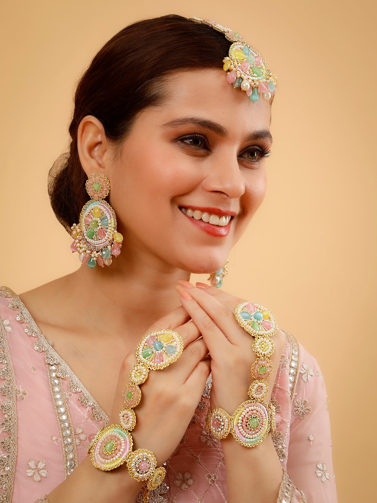Elaria (Earrings, Mangtikka & Pair Of Haathphool)
