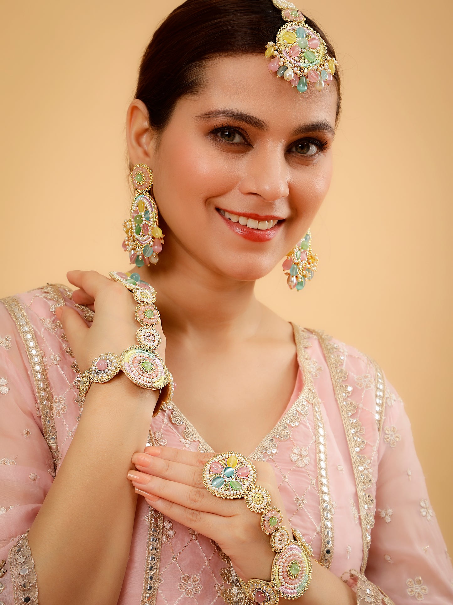 Elaria (Earrings, Mangtikka & Pair Of Haathphool)