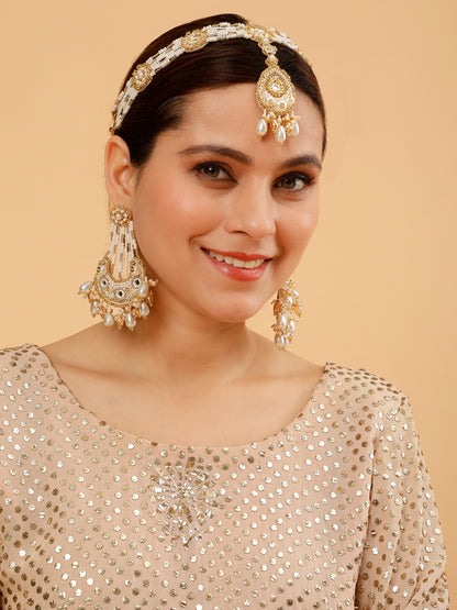 Aarzoo (Earrings & Mathapatti)