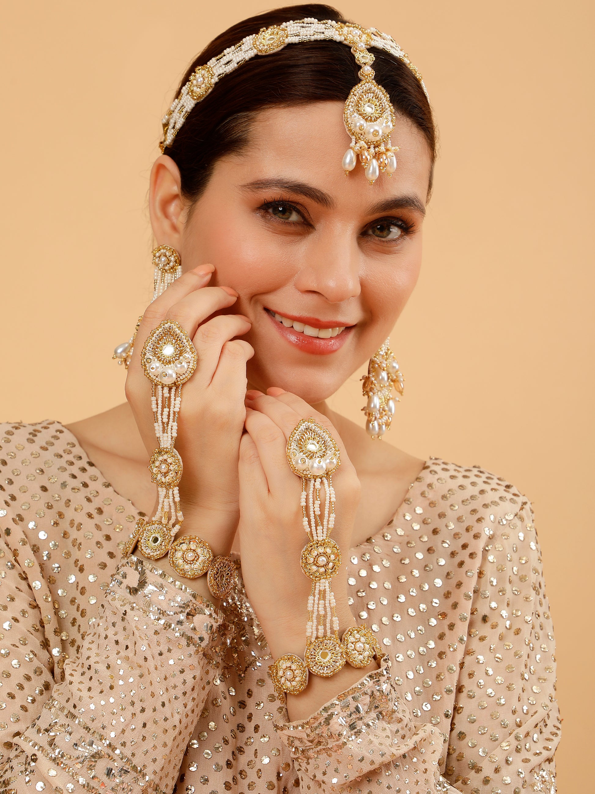 Aarzoo Earrings, Mathapatti Hathphool Set – Elegant Bridal