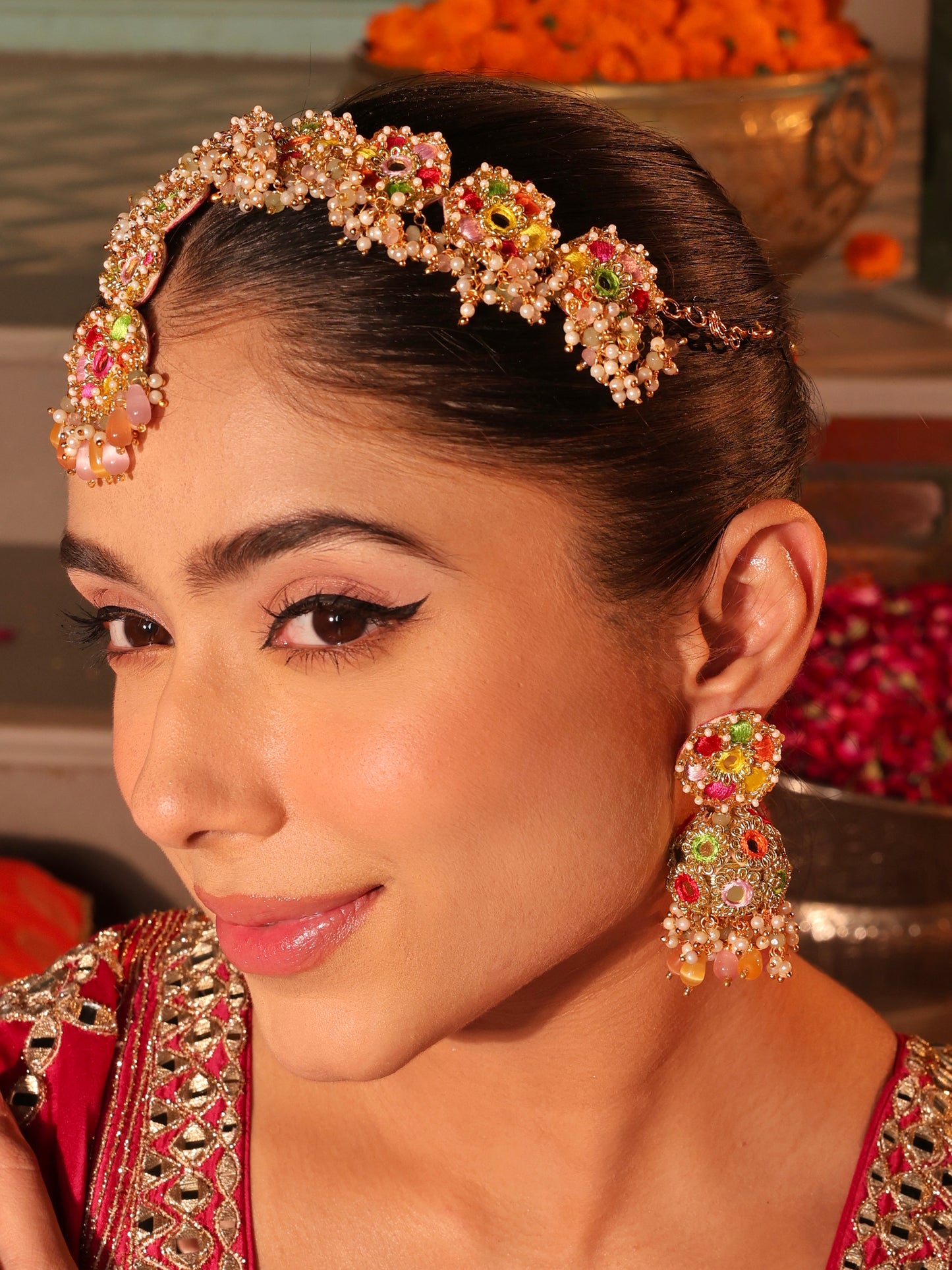 Bahaar (Jhumki Earrings & Mathapatti)