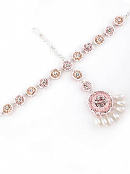 Eka (Earrings & Mathapatti)