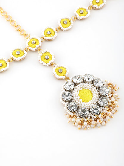Falguni Yellow (Earrings & Mathapatti)