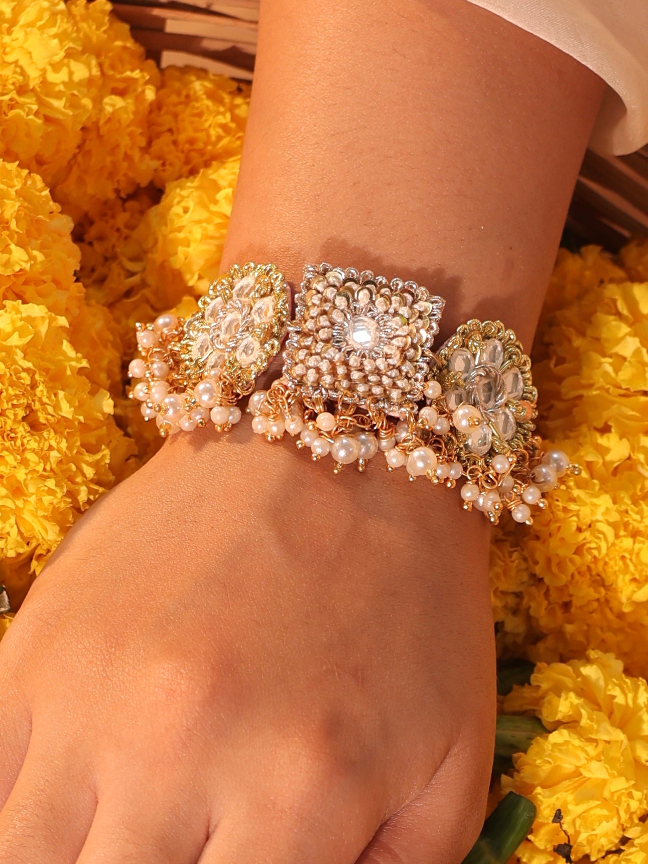 Gul Sitara Gold Pair of Bracelet