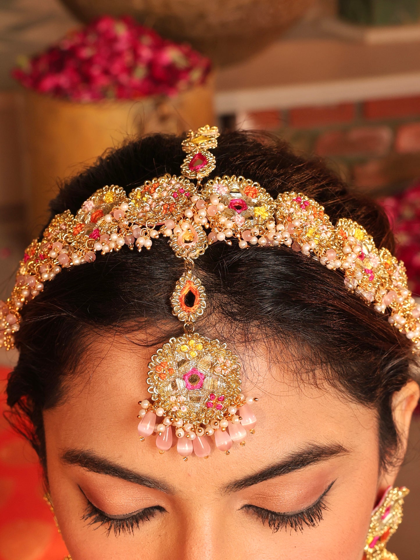 Gul Sitara Multi (Earrings, Mathapatti & Pair of Hathphool Set)