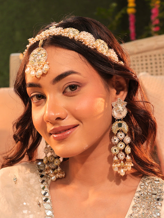 Gul Sitara Gold (Earrings & Mathapatti Set)