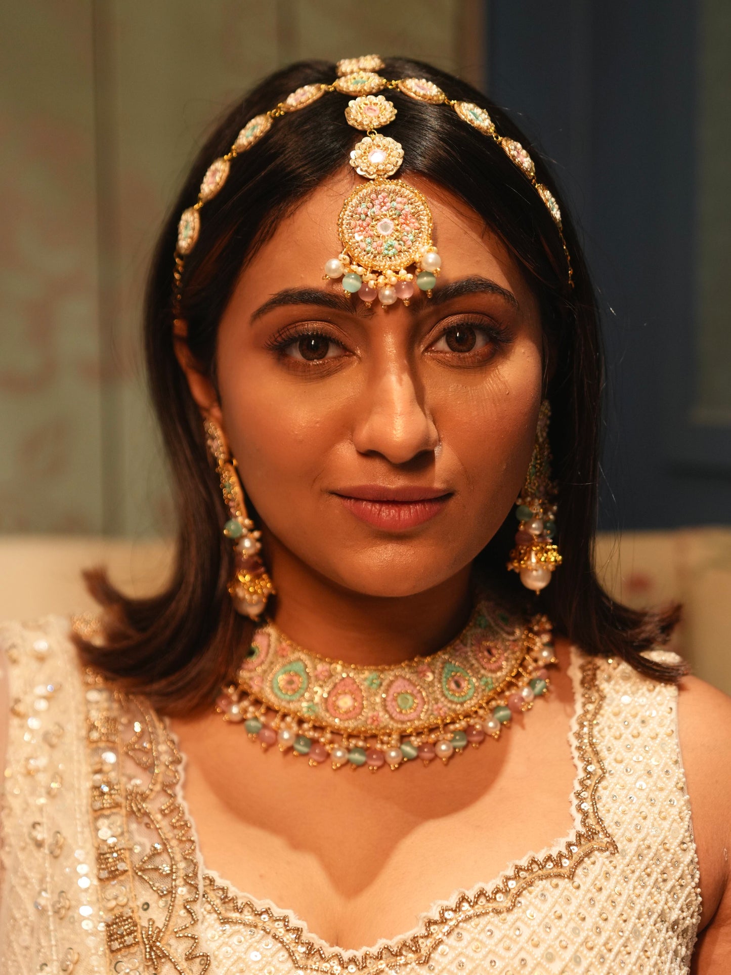 Fiza Set (Choker, Earrings, Mathapatti & Set Of Haathphool)