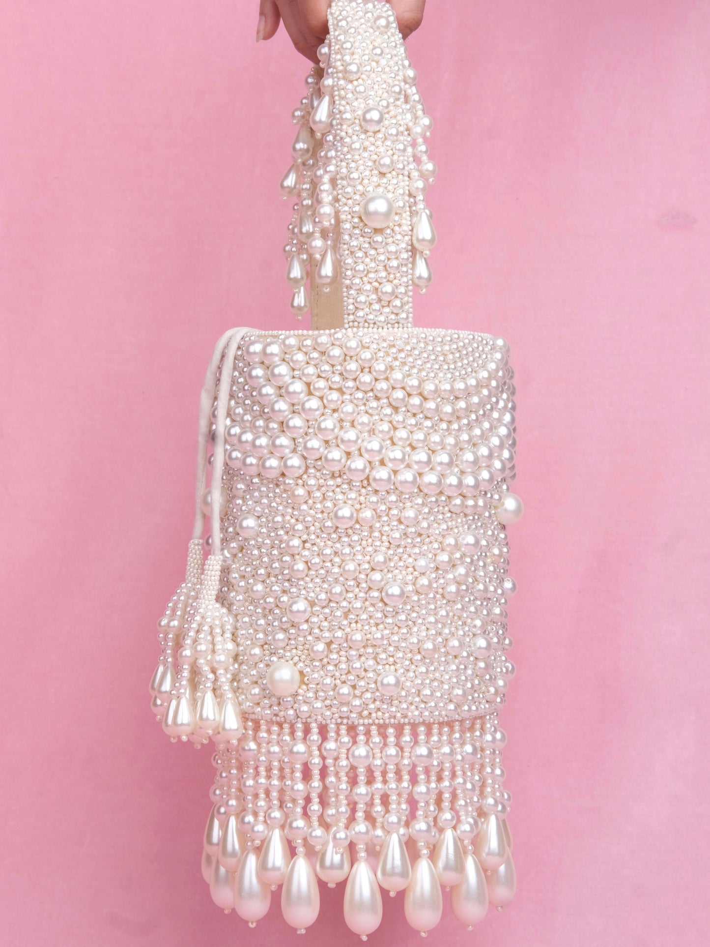 Ivory Skies Bucket Bag