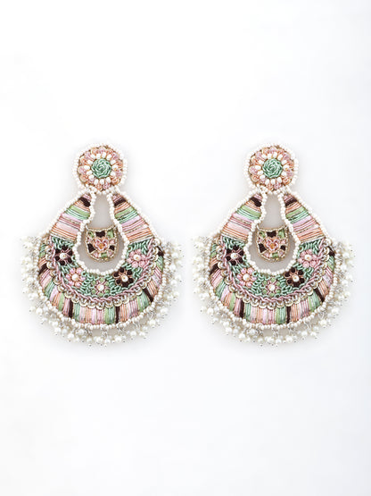 Inaya Set (Earrings, Sheeshpatti & Set Of Haathphool)