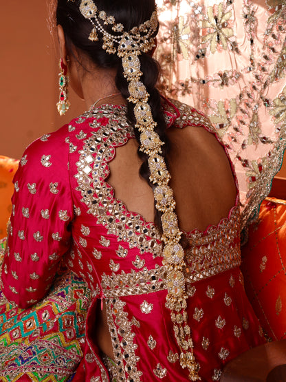 Ishq Gold Hair Accessory