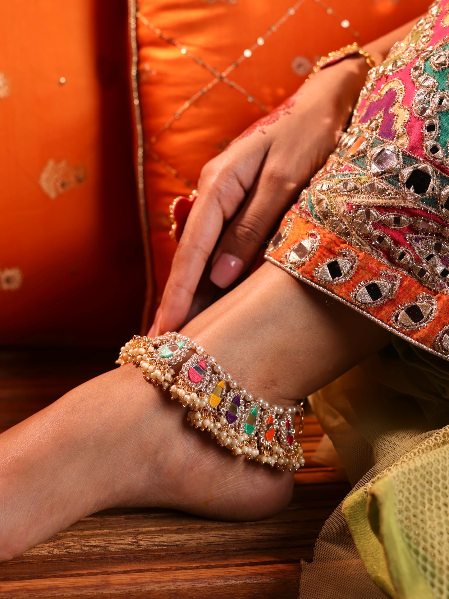 Ishq Multi Theme