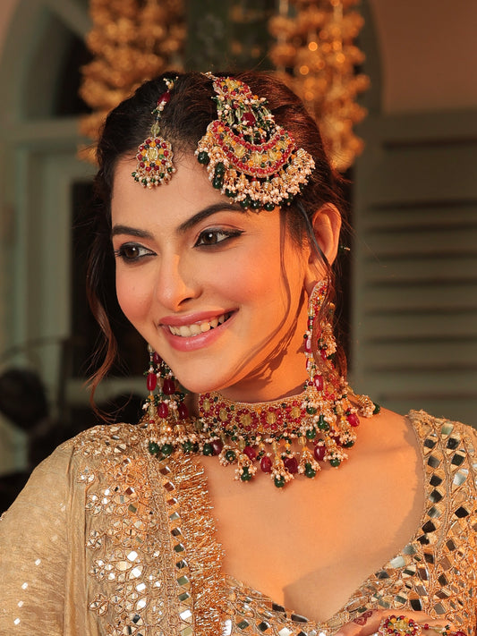 Noorani (Earrings with Earchain, Mangtikka, Passa & Choker Set)