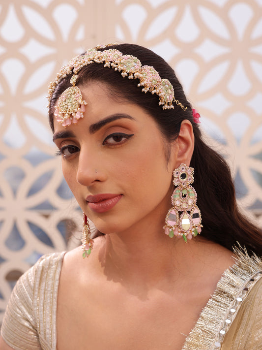 Sitara (Earrings & Mathapatti)