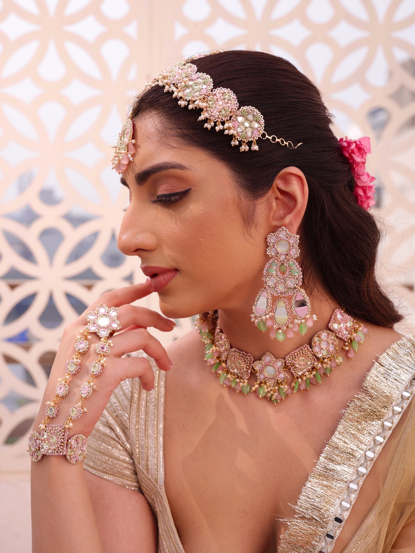 Gul Sitara Choker