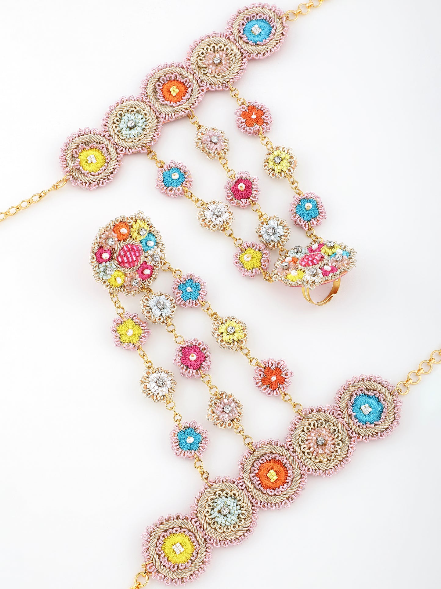 Zunaira (Earrings, Mathapatti, Necklace & Pair Of Hathphool)