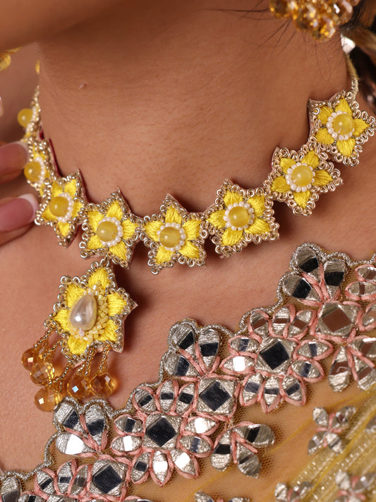 Blossom Sleek Necklace with Drop