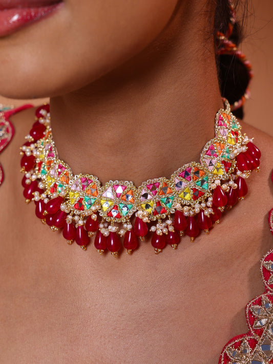 Gulaal Sleek Necklace