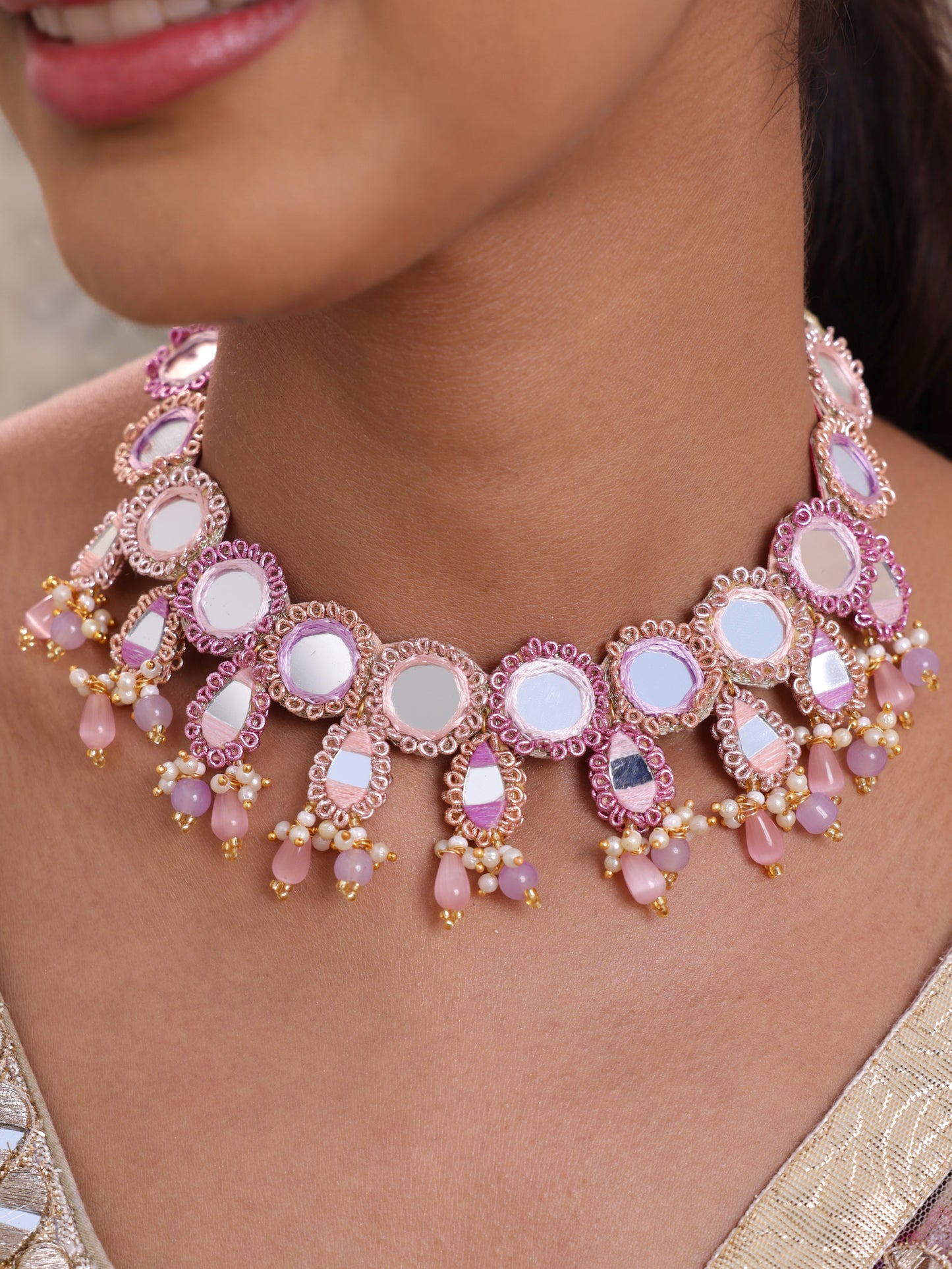 Ishq Lilac Sleek Necklace with Drops