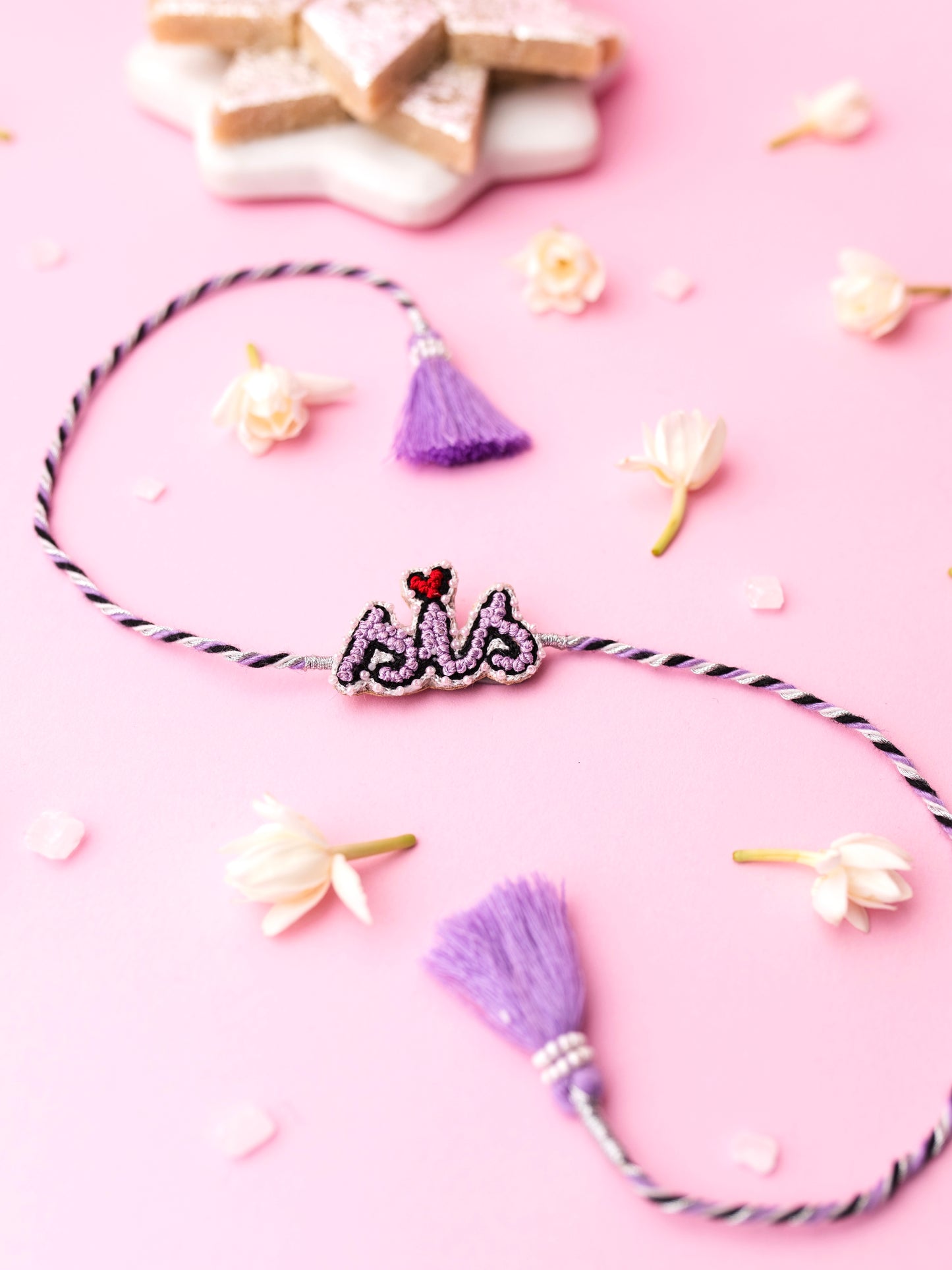 Sis Frenchknot Rakhi