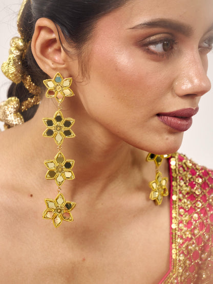 Tara Long Earrings & Mangtikka Set